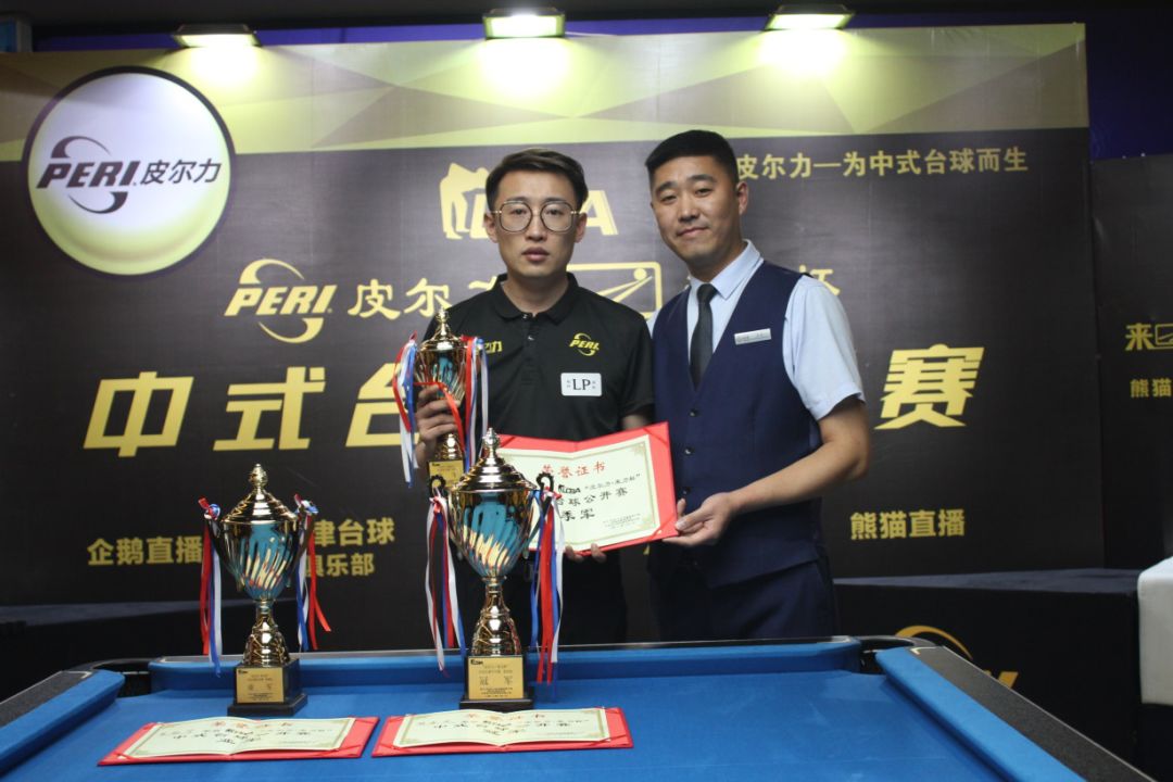 其中6次射 其中6次射